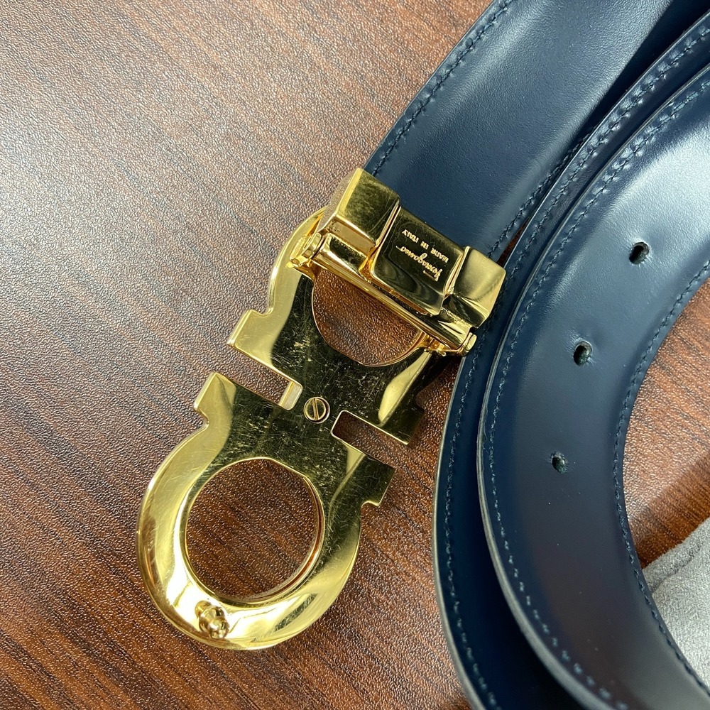 Salvatore Ferragamo Gancini Belt Mens 33 Black Calfskin Gold Tone Buckle 5 Hole - Picture 5 of 14
